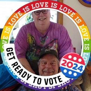 Meet your Posher, Carla